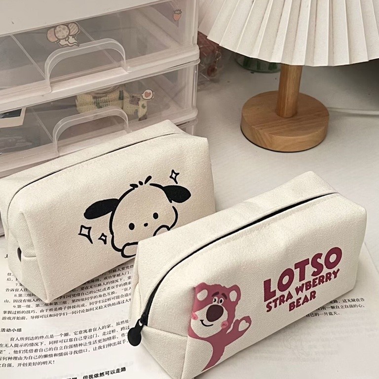 

[CODE BARANG 584EYS] Ins Pacha Anjing Tas Pensil Cute Strawberry Bear Tas Pensil Jaring Merah Kapasitas Besar Siswa Sekolah Dasar SMP peralatan Penyimpanan Tas 100