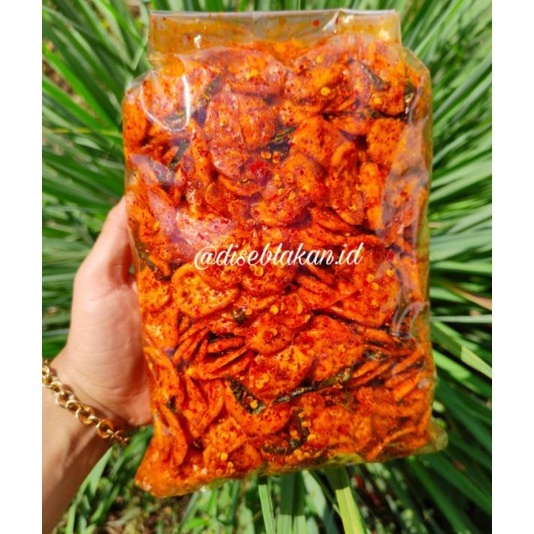 

Produk kerupuk seblak seblak bantat pedas daun jeruk isi 500gram