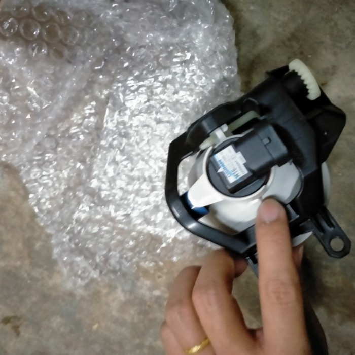 fog lamp vios yaris 2014 2015 2016 2017 ori dhaffastore