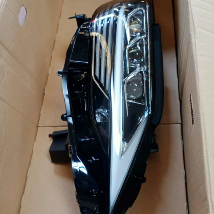 headlamp / lampu depan lexus lm300 ori dhaffastore