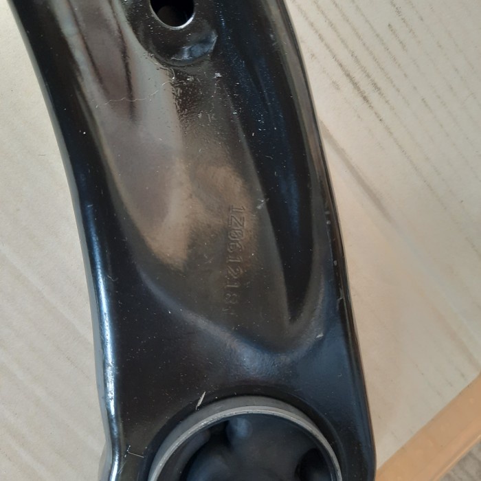 lower arm / sayap honda brio mobilio brv 2014 2015 2016 2017 2018 ori dhaffastore