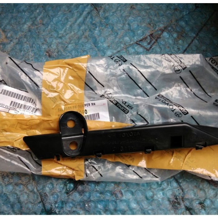 bracket braket bumper depan avanza xenia kanan 2006 -2011 dhaffastore