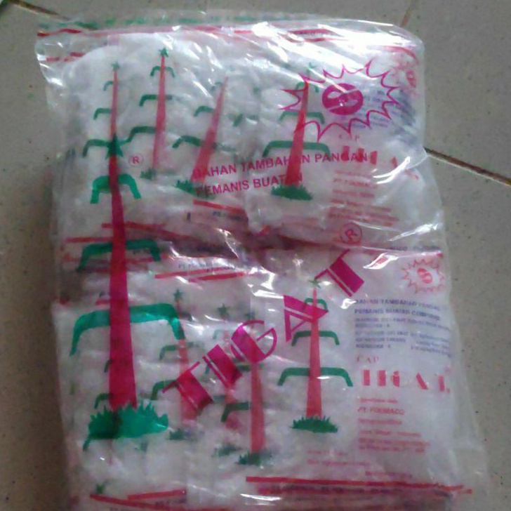 

Sodium / Pemanis Cap Tiga Tebu 1pak isi 20 pcs