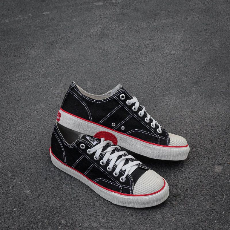 Warrior Classic BW LC/Sepatu Sekolah Warrior [100% Original]