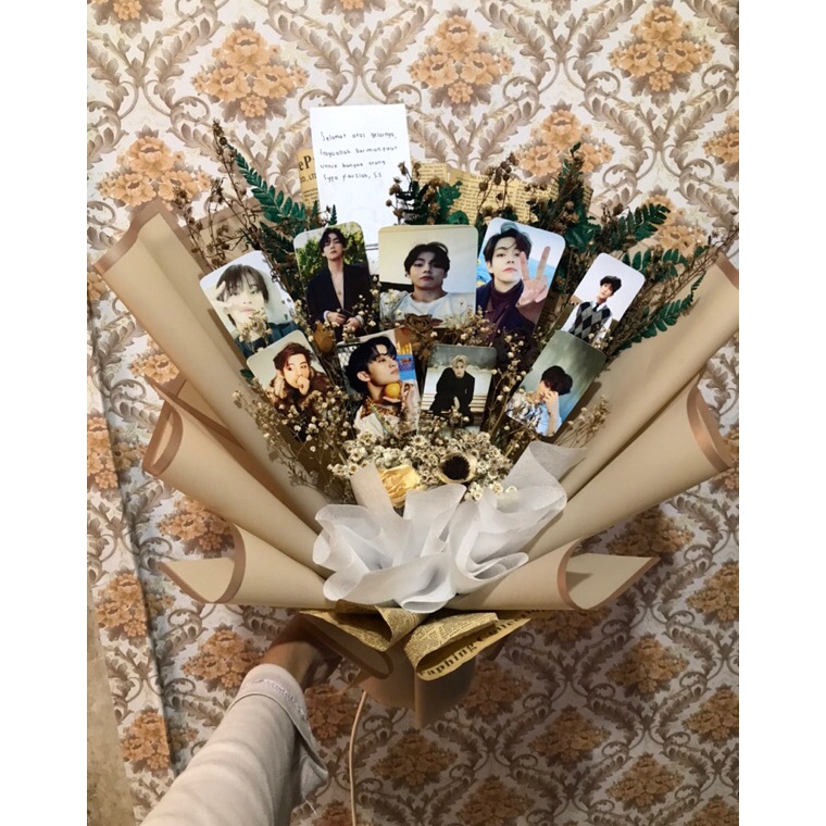 ➮ [ PO 1 HARI ] BUKET PHOTOCARD (PC) IDOL / KPOP NCT BTS TREJO Custom  -  Buket Kado / wisuda / Ulan