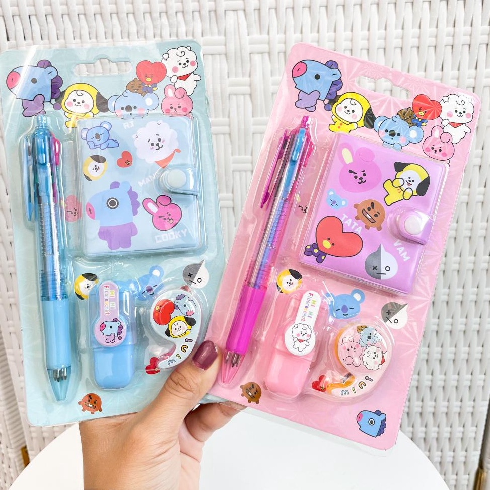 

➶Baru✺➻ SET ALAT TULIS MINI BT 21 ISI 4 BUKU KECIL PULPEN HIGHLIGHTER MINI SOLATIP PAKET MURAH KADO UNIK SOUVENIR M82