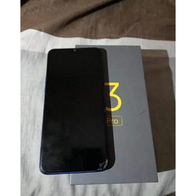 realme 3 pro 4/64