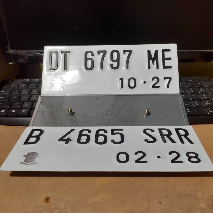 PLAT NOMER BAUT TANAM