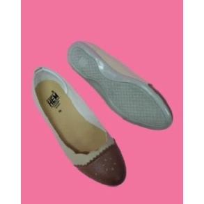 BIG SIZE SHOES -- Sepatu Flatshoes Wanita by HEM 6508 Cream Hingga 42