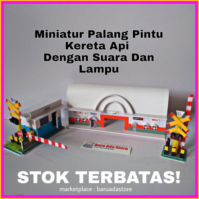 Miniatur Palang Pintu Kereta Api Suara Dan Miniatur Stasiun Kereta Api
