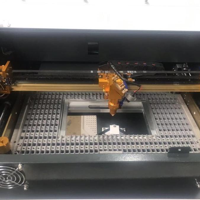 Mesin laser co2 potong dan engraving upgrade