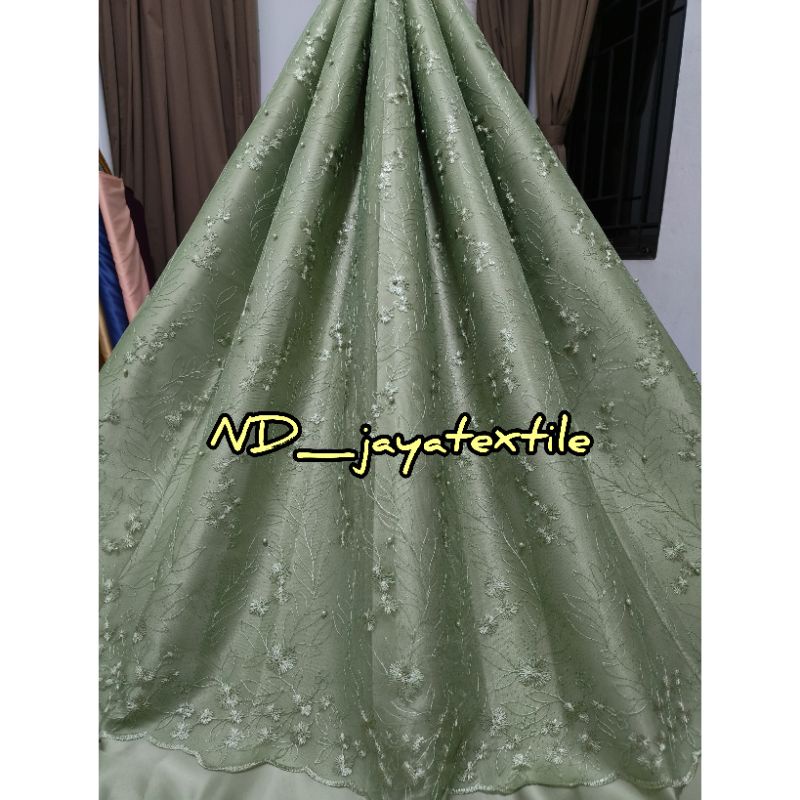 Kain Tile Akar Mutiara/Sorousky/Tile Akar/Bahan Kebaya