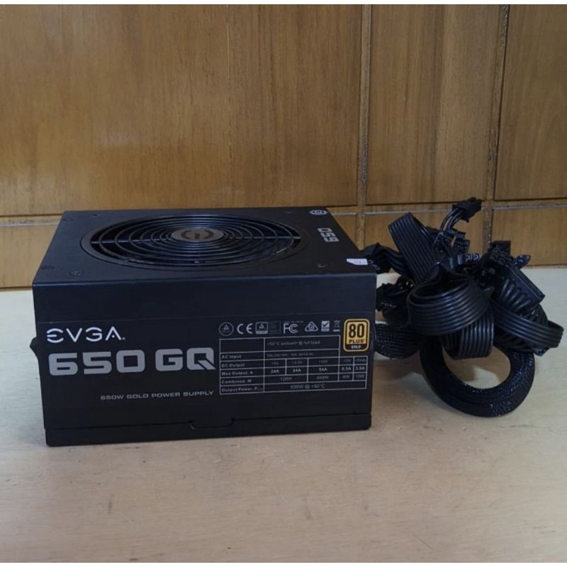 EVGA 650 GQ Power Supply - 80 PLUS Gold, Semi Modular, 650W Hitam