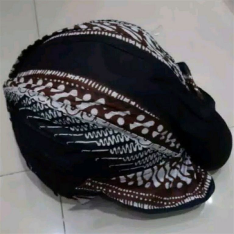 Top banget8e8Ds Blangkon Jogja Lipat Jebeh Lereng Putih Ukuran Dewasa dan Anak - JUMBO dan KECIL