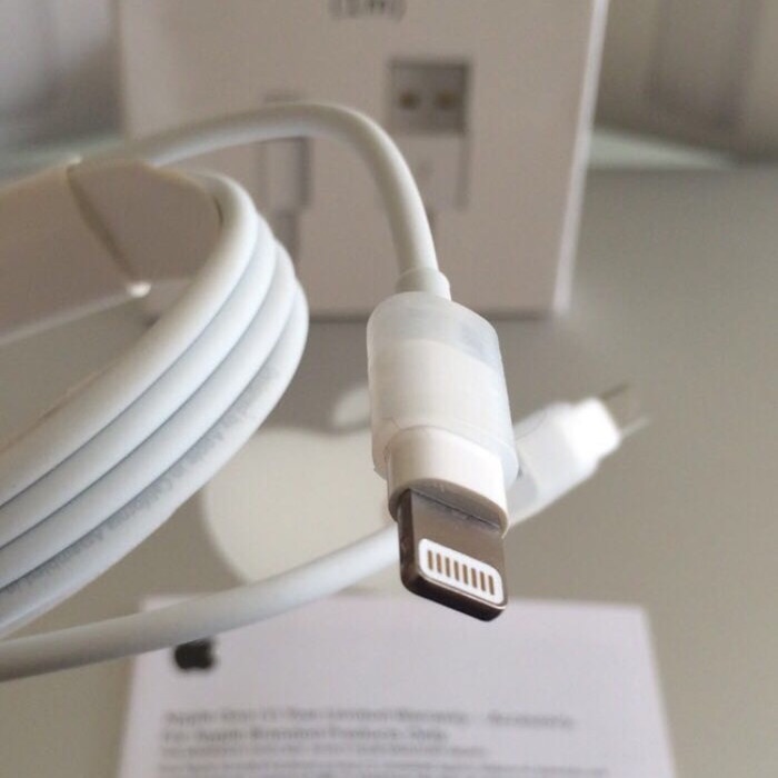 KABEL LIGHTNING IPHONE ORIGINAL APPLE