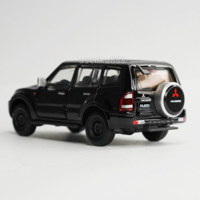 Bm Creations 1/64 Diecast Mobil Mitsubishi Pajero