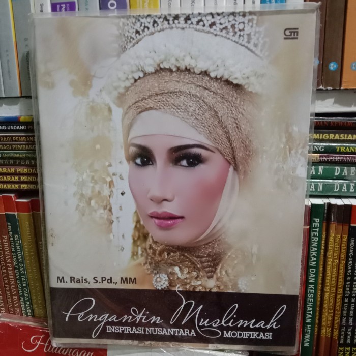 Terlaris Buku Tata Rias Pengantin Muslimah