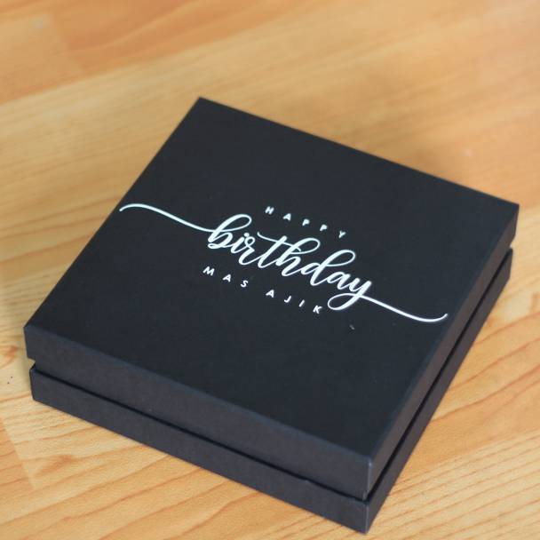 

Shopee brand Hardbox / box kado / box hampers / hard box / bridesmaid box / box natal / box lebaran Sale of Month