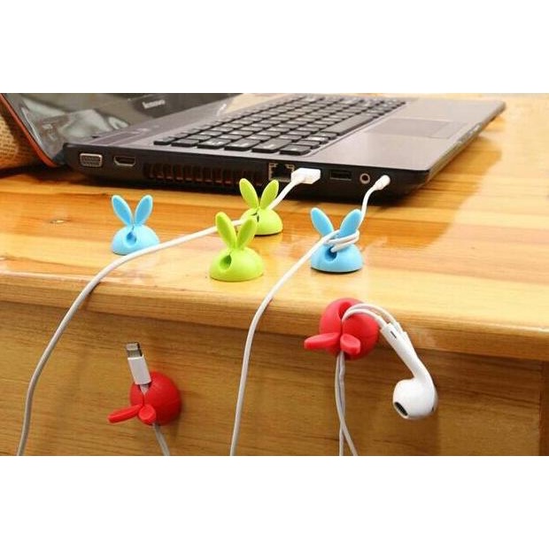 

4Pcs Cable Clip / Wire Clip Holder / Penjepit Kabel / Penjepit Import