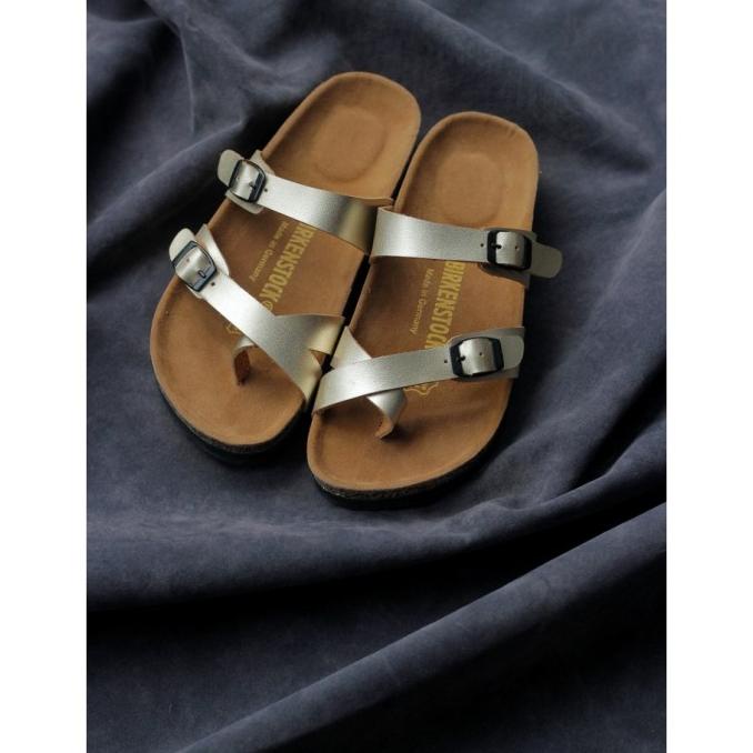 WANITA PREMIUM SANDAL BIRKENSTOCK GOLD MAYARI