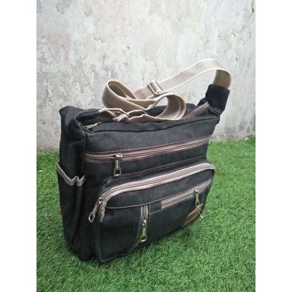 Tas selempang kanvas baepack