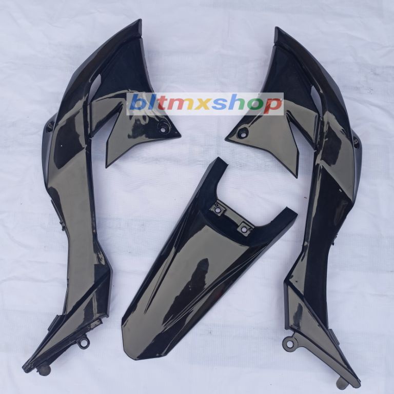 STOK TERBARU Sayap tangki Dtracker dan Spakbor belakang Klx Body depan klx dtracker plus spakbor bel