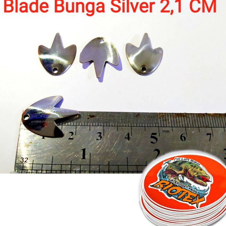

HOT PRODUCT BELI 3 FREE MINI GOLD Blade Soft Frog BIOTEX Bentuk Bunga Warna Silver 2,1 cm Stainless Steel