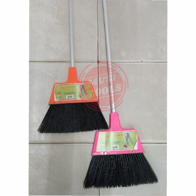 :<:<:<:<] SAPU TAMAN NAGATA JUMBO SAPU LANTAI SAPU PLASTIK BROOM SAPU NAGATA