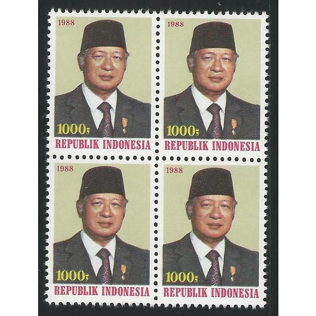 

Perangko/Prangko Presiden Soeharto 1988. set lengkap 1 keping. Blok-4