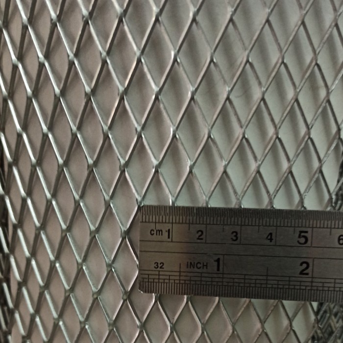 Latins Jilumesh Expanded Metal Aluminium U-1015