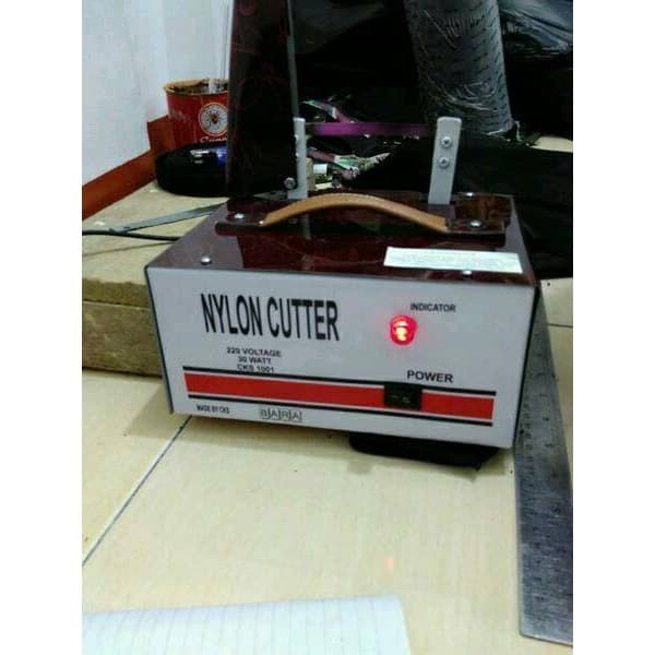 

ALAT PEMOTONG WEBBING TALI TAS NILON , POLYESTER,POLYPROPLINE