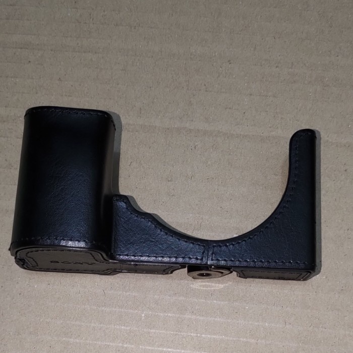 SONY LCS-EBE FOR SONY A6000 , A6100 , A6300 , A6400 , BODY CASE ORI
