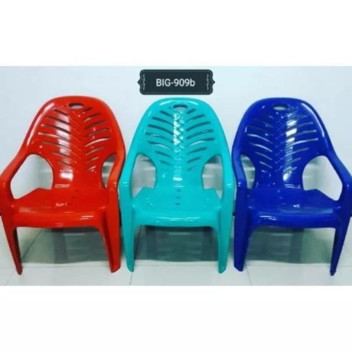 Kursi Santai Plastik Napolly Big 909 B