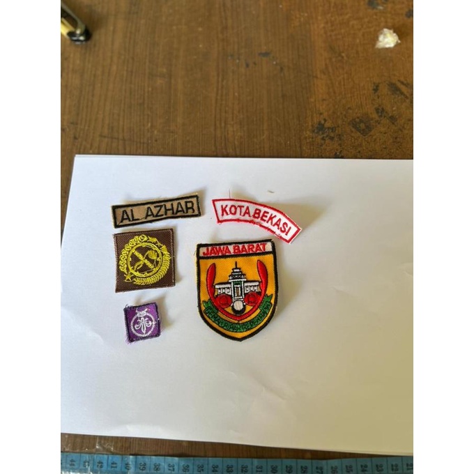 

Emblem Ases Pramuka Pengiriman Cepat