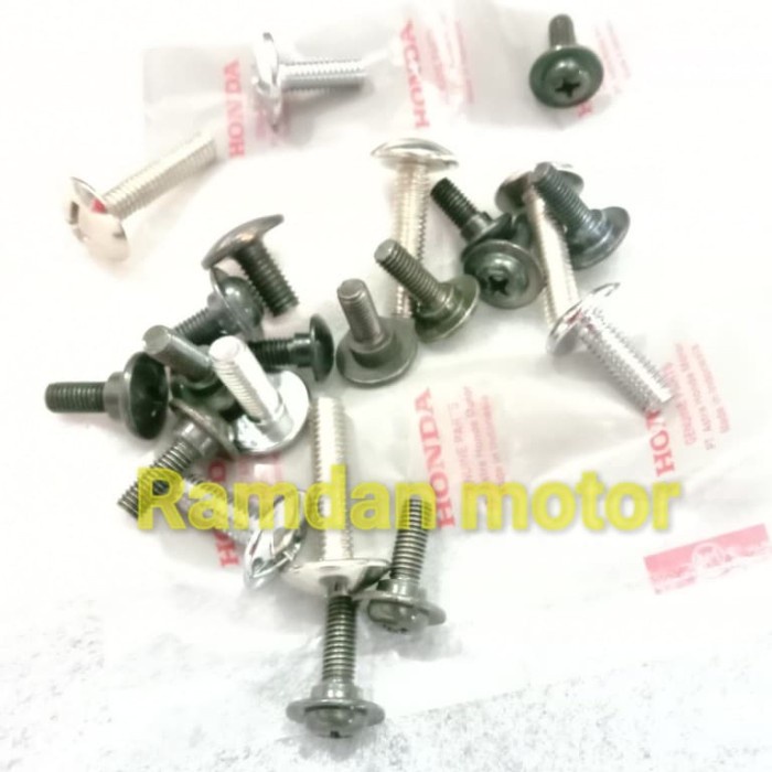 baut cover body supra x 125 old