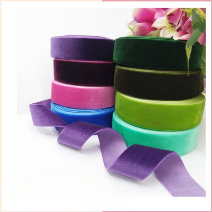 

QWF-72 [1 Roll] Pita Bludru 1/4 Inch, 3/8 Inch, 1/2 Inch, 3/4 Inch, 1 Inch / Pita Beludru Warna / Pita Velvet / Pita Kado Warna / Pita Bludru Polos 28