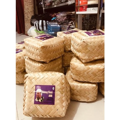 

Potong Harga Wedang Uwuh Besek Isi 7 Saset Dengan Cangkir Enamel