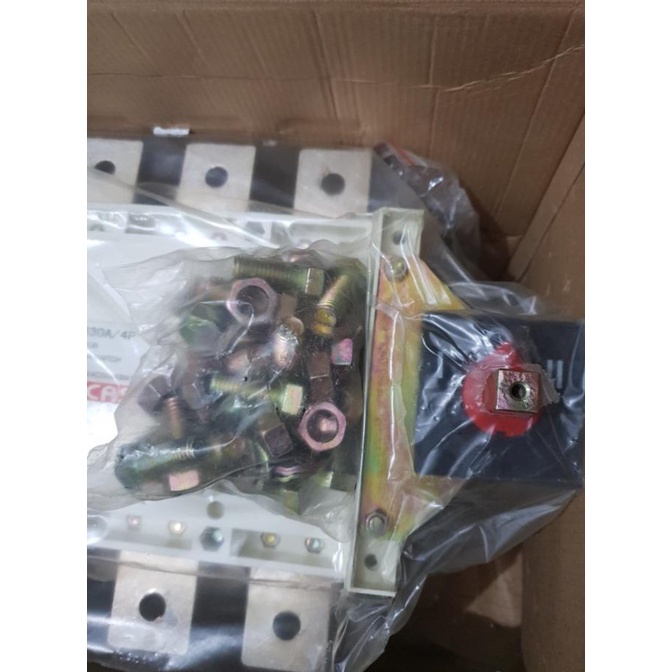 >>>>>] COS 630A, VECAS Change over switch 630 A, 1-0-2