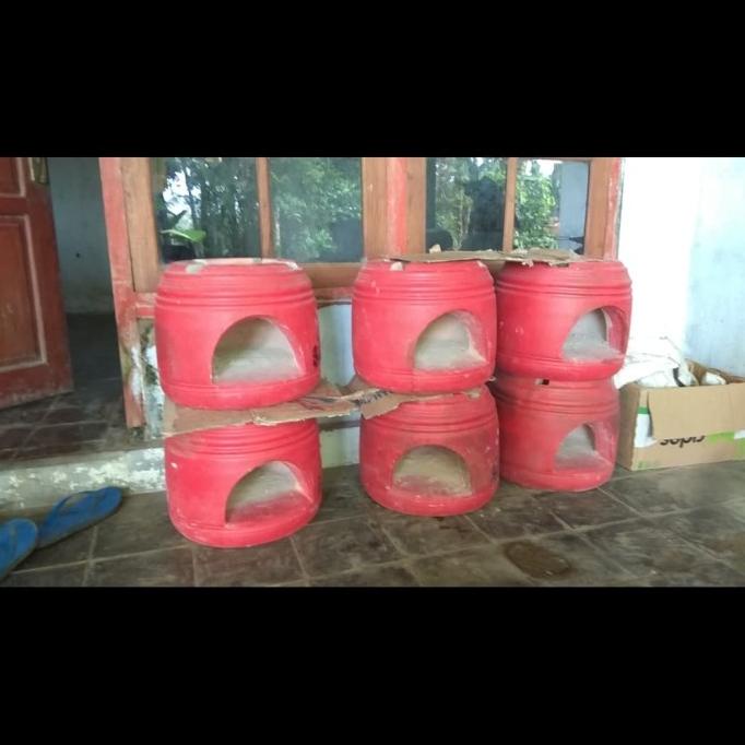 Tungku kayu bakar
