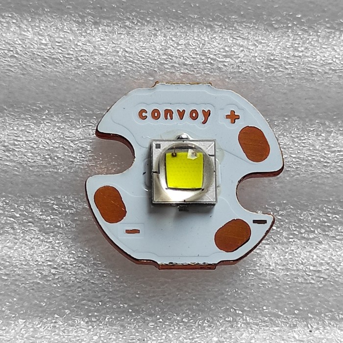 Terlaris Led Luminus Sst40 6500K Papan Tembaga Dtp Convoy