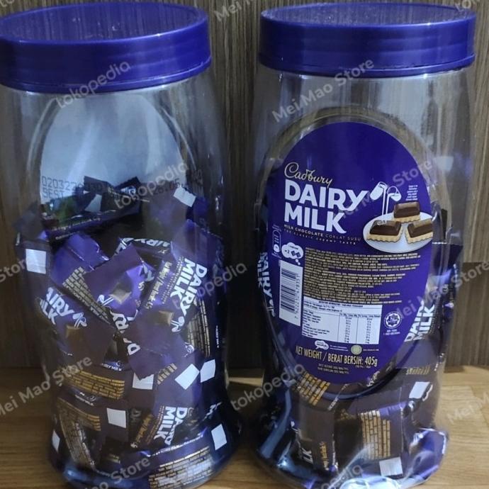 

Cadburry Dairy Milk Toples Coklat susu / Milk Chocolate 405gr