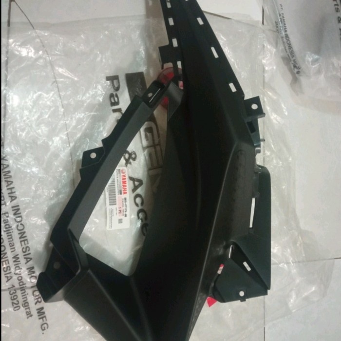 COVER FAIRING SAYAP DALAM R 15 R15 V3 VVA SATUAN KIRI / KANAN ORI PART