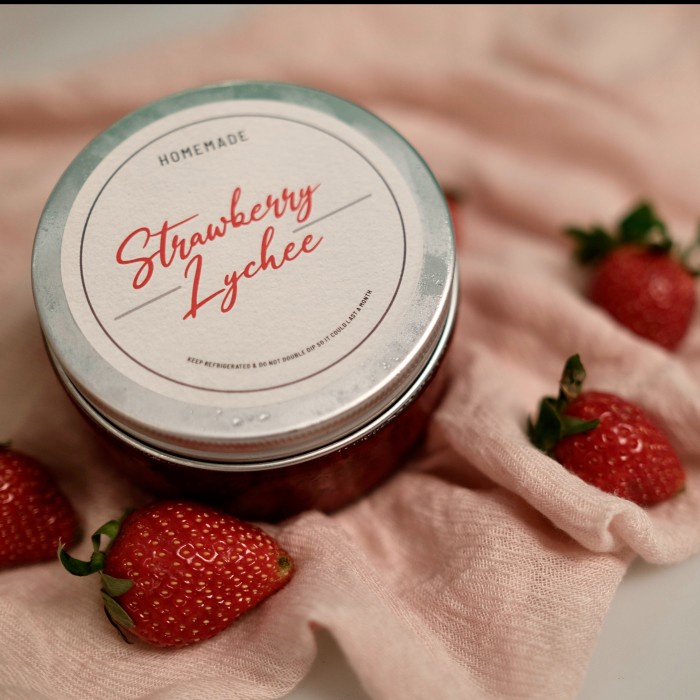 

Strawberry lychee jam / selai strawberry lychee