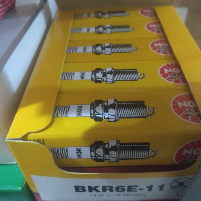 BUSI NGK BKR6E-11
