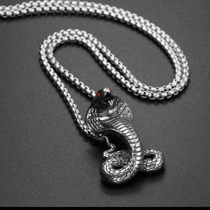Kalung Bentuk Ular Cobra / Snake Necklace Baru