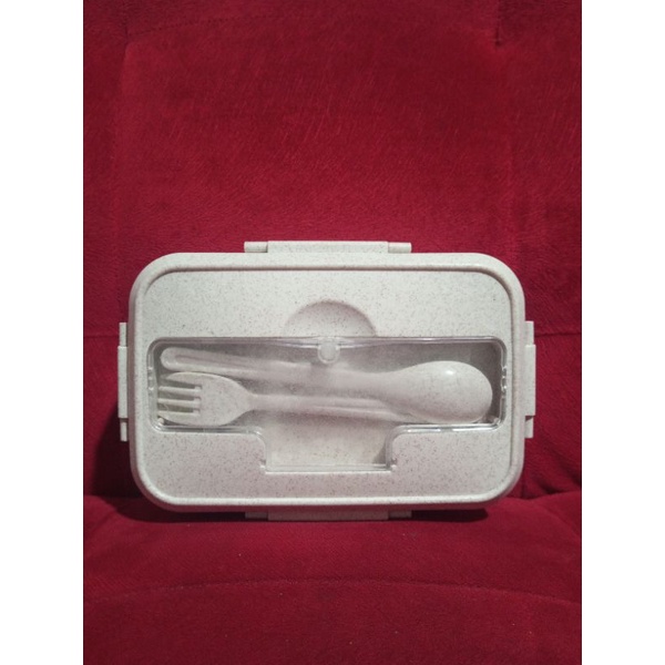 Tempat makan jerami gandum