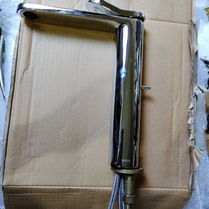 Kran Wastafel Toto tx116lqbr Panas Dingin (Bekas)