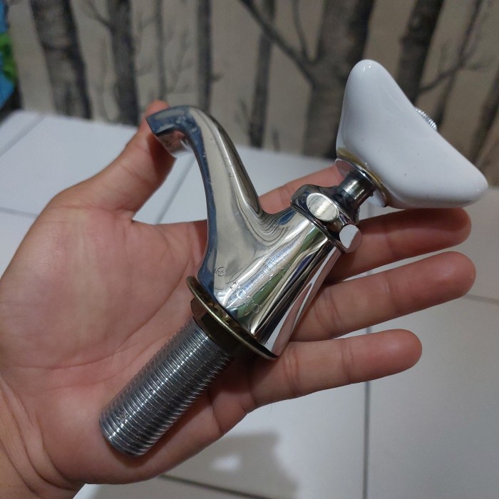 Kran Wastafel Putar Classic (bekas)