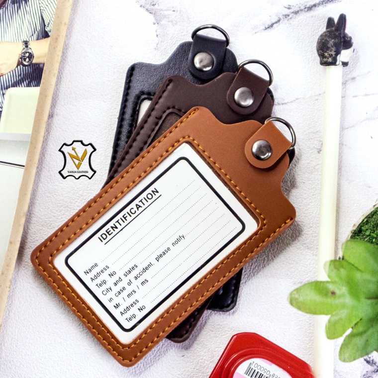 

Spesial Lebaran NAME TAG/ID CARD KULIT 1 SLOT MODEL KANCING TERLARIS TERMURAH KWALITAS PREMIUM VDS