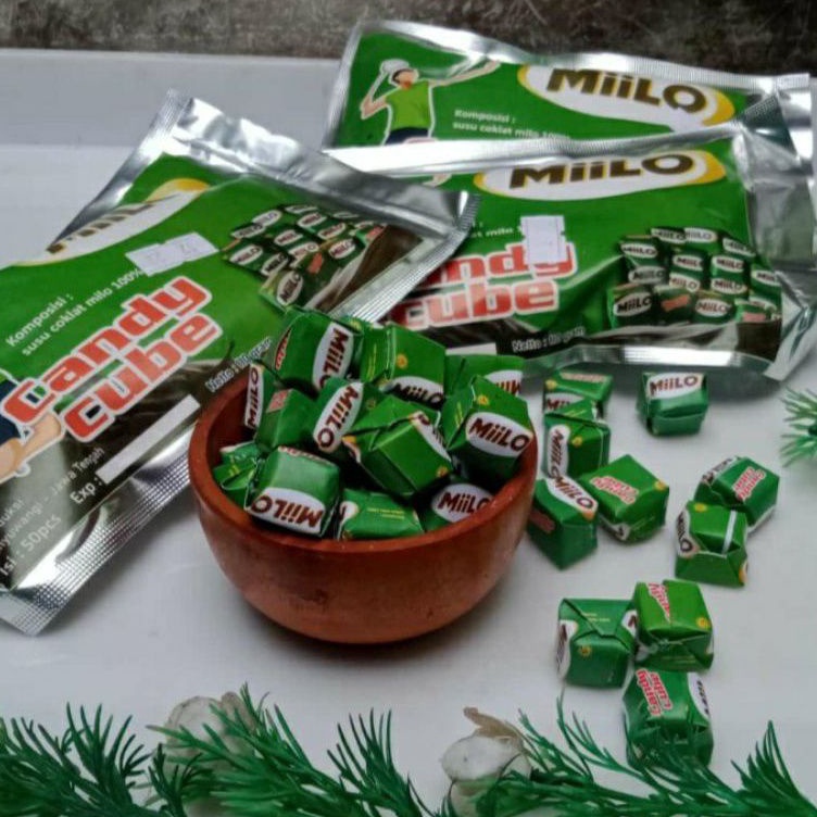 

➨➤✹✴ Permen Milo cube isi 50 Ready Stok